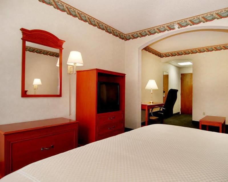 Comfort Suites Lebanon Luaran gambar
